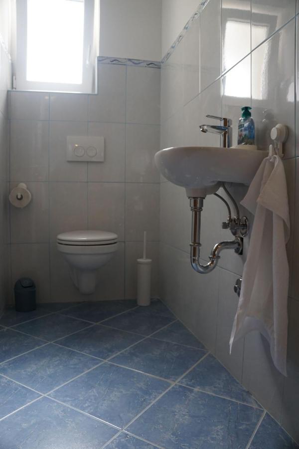 Mitra Apartments Malinska Bagian luar foto