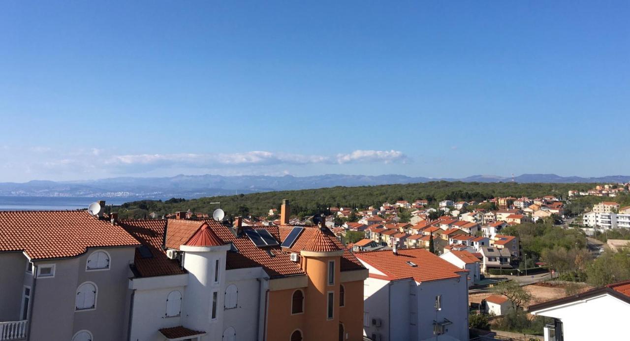 Mitra Apartments Malinska Bagian luar foto